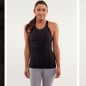 LULULEMON $58 Womens Black Make It Count Shelf Bra Keyhole Opening Tank Top R8